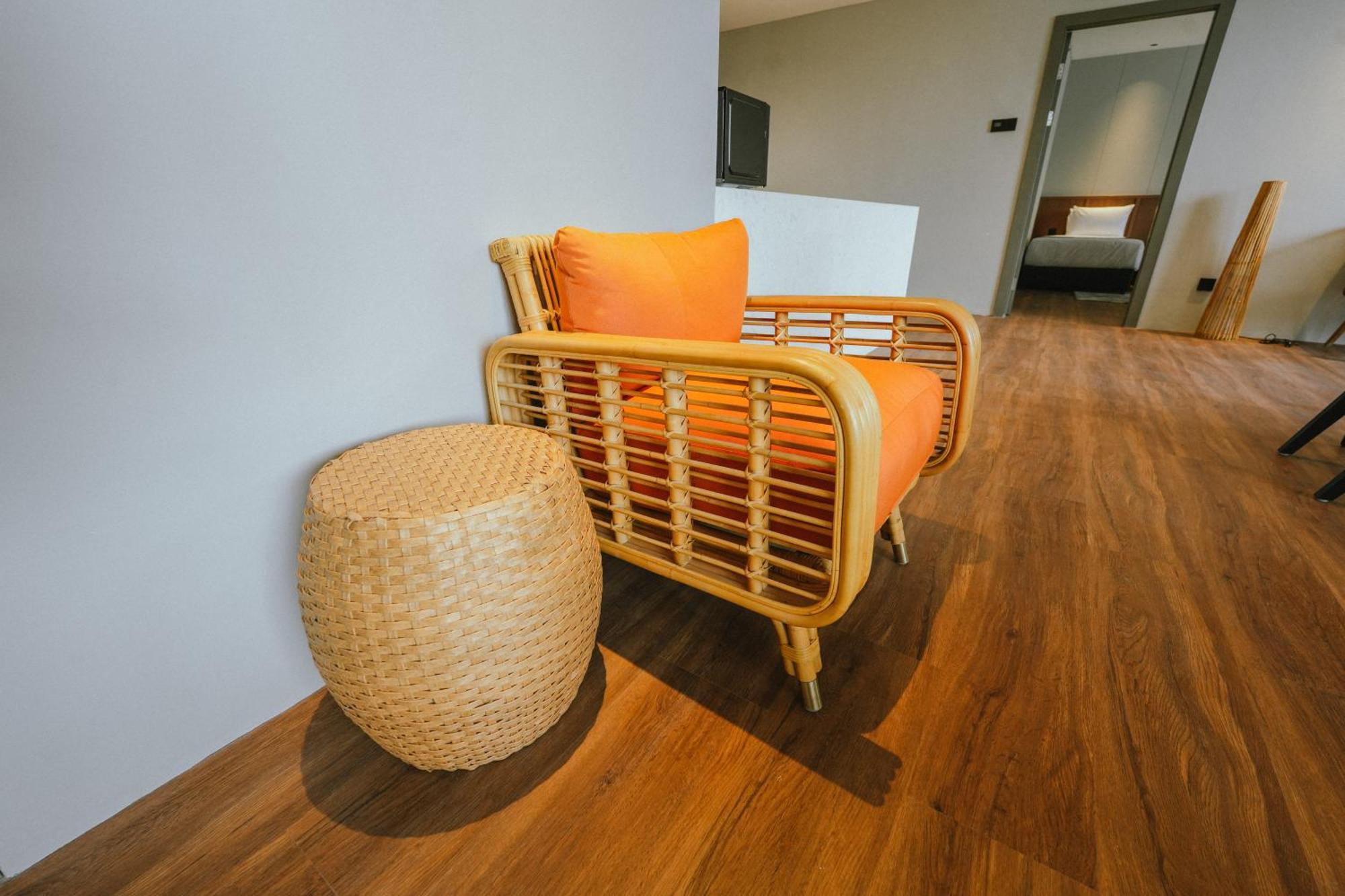 Roxy Beach Resort Sematan Extérieur photo